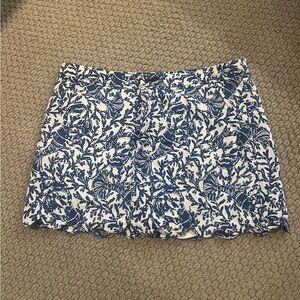 Lilly Pulitzer Blue and White Floral Skirt